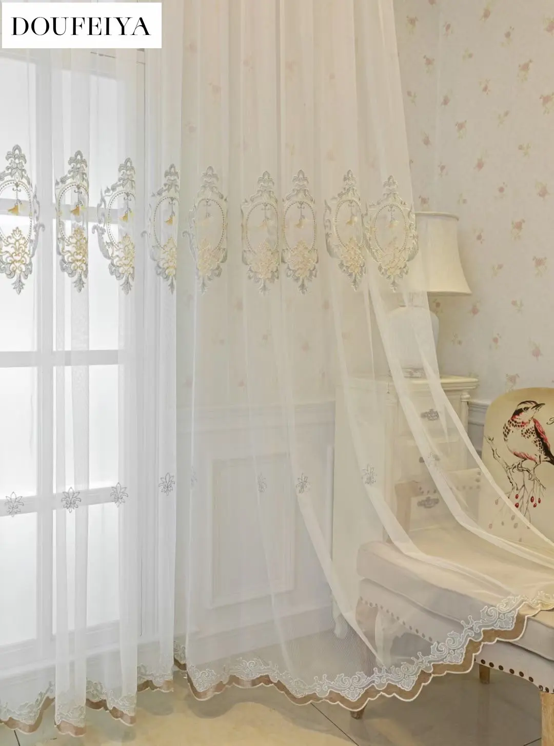 Europos stiliaus prancūzijos šviesos prabanga išsiuvinėti langas ekrano apačios aksomo gyvenimo kambario, miegamasis išsiuvinėti balta marlė.